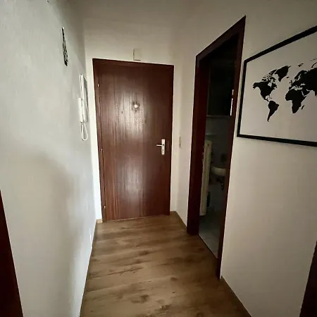Komfort Studio - Mit Grosser Terrasse *