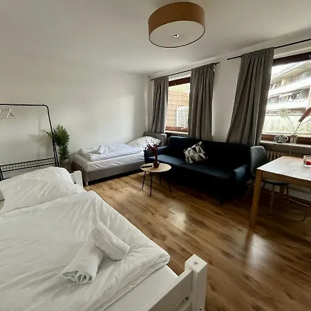 Komfort Studio - Mit Grosser Terrasse Neumünster